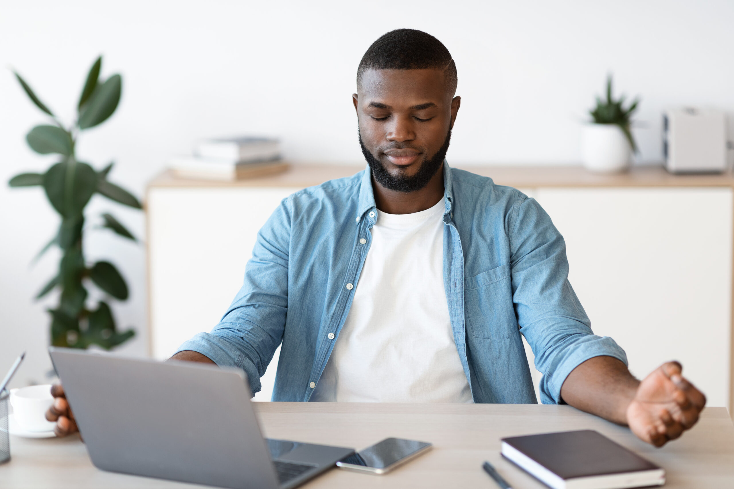 Prática de mindfulness em ambiente de trabalho